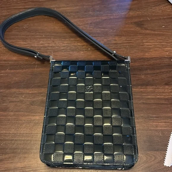 LOUIS VUITTON 2 WAY BAG CABARET CLUB IN GREEN - Picture 4 of 14